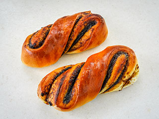 Prune-filled version Prune-filled version